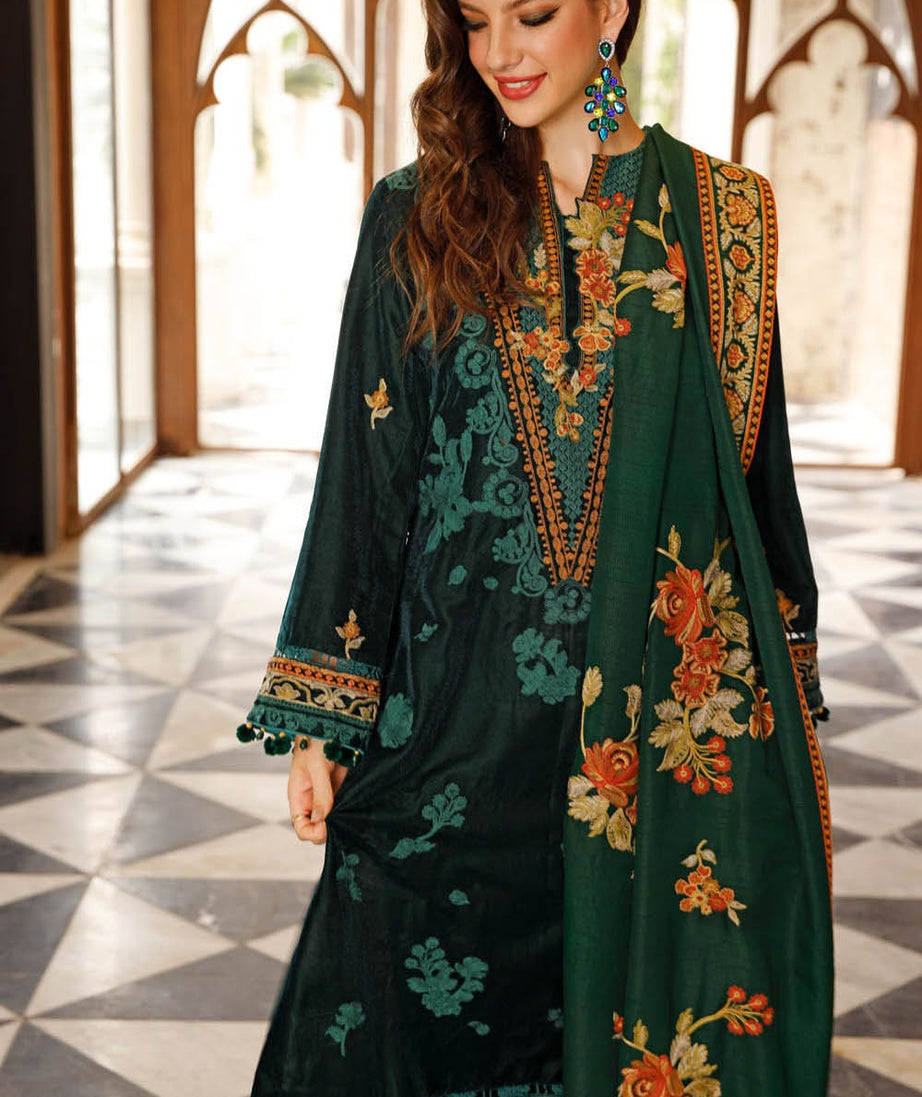 Gul Ahmed Winter Collection`22 WV#22004