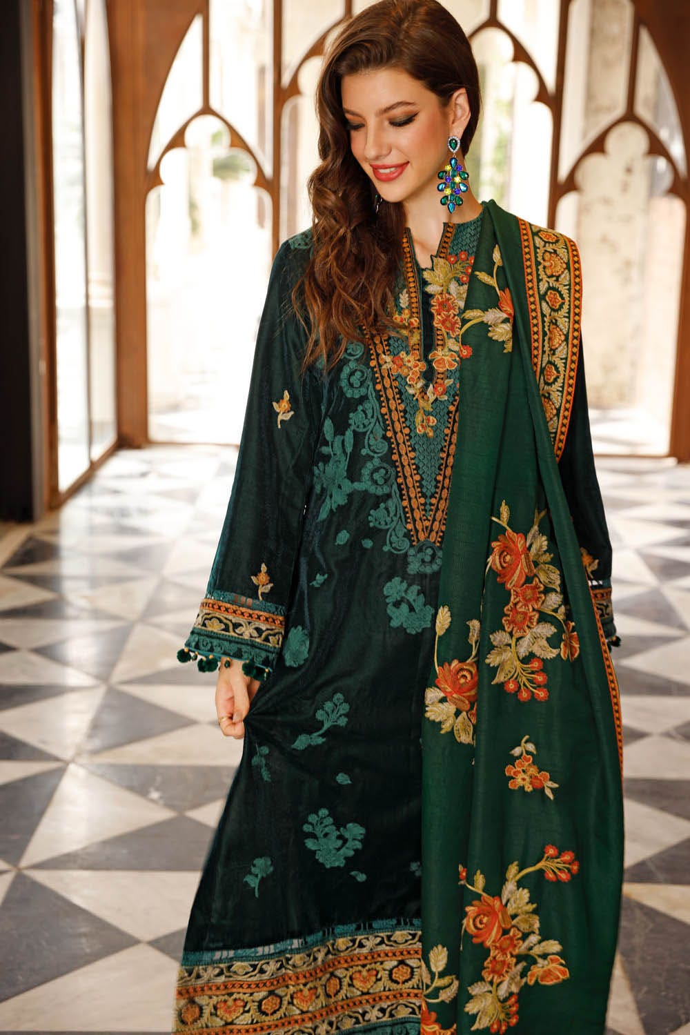 Gul Ahmed Winter Collection`22 WV#22004