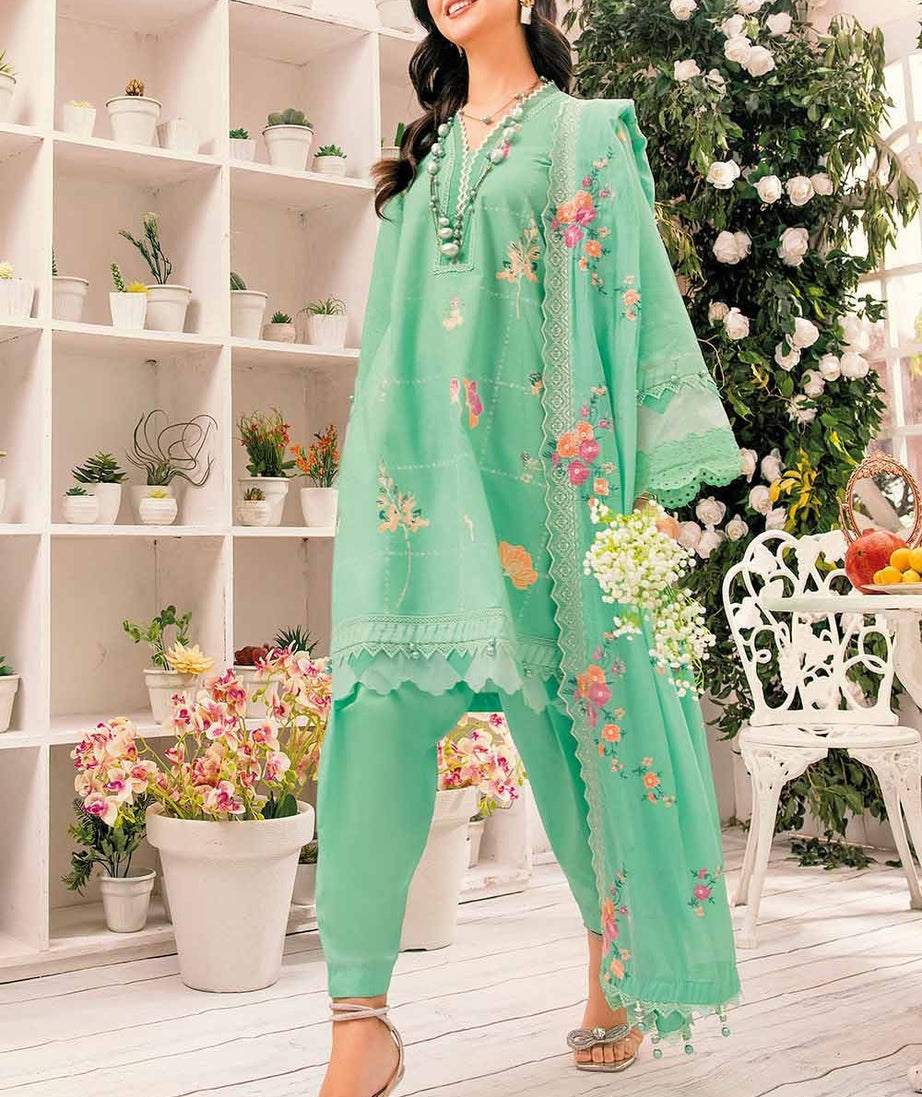Gul Ahmed Lawn`23 DN#32009 A