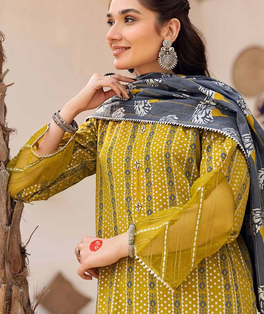 Gul Ahmed Eid Festive'23 CL#32419 A