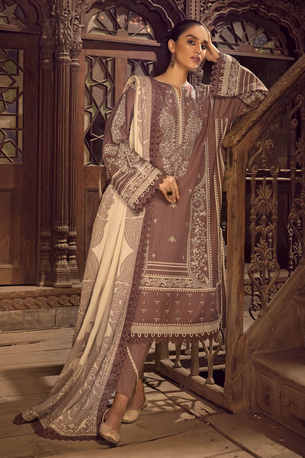 Gul Ahmed Winter Collection`22 AP#22012-A