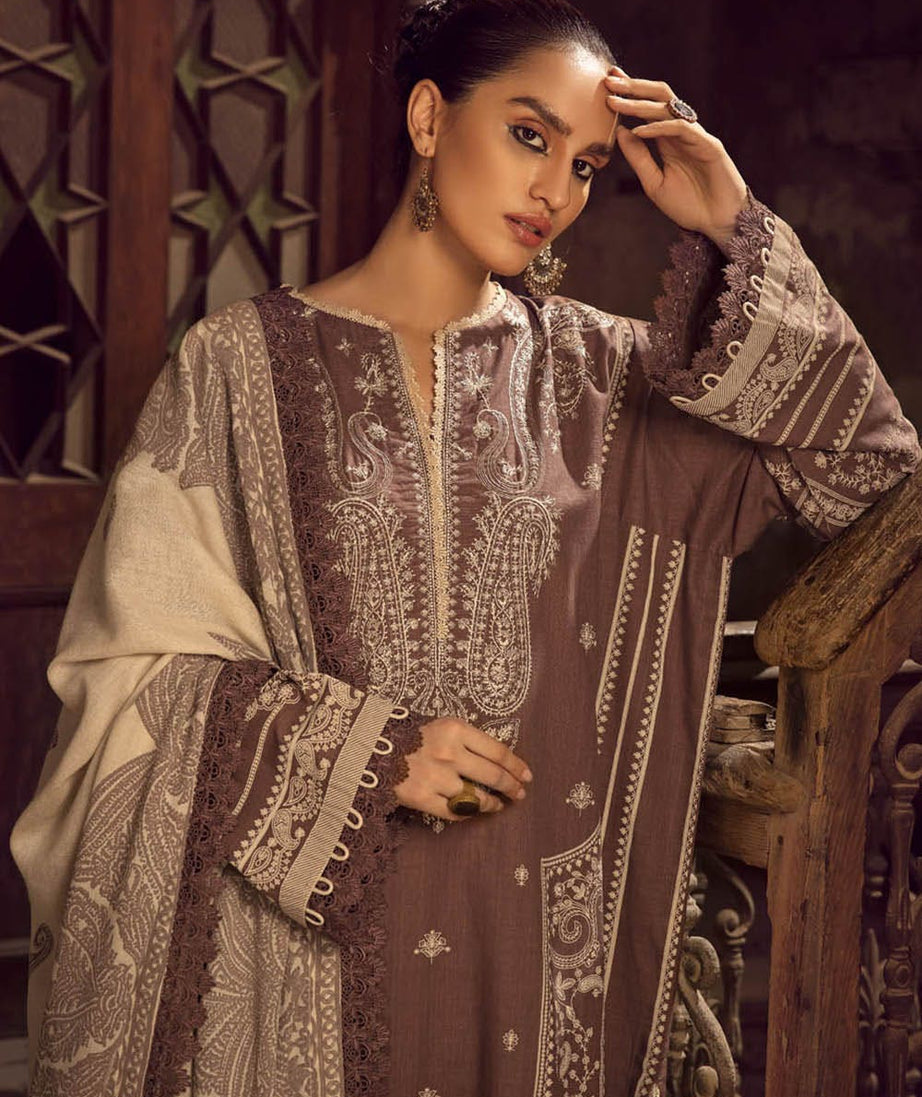 Gul Ahmed Winter Collection`22 AP#22012-A