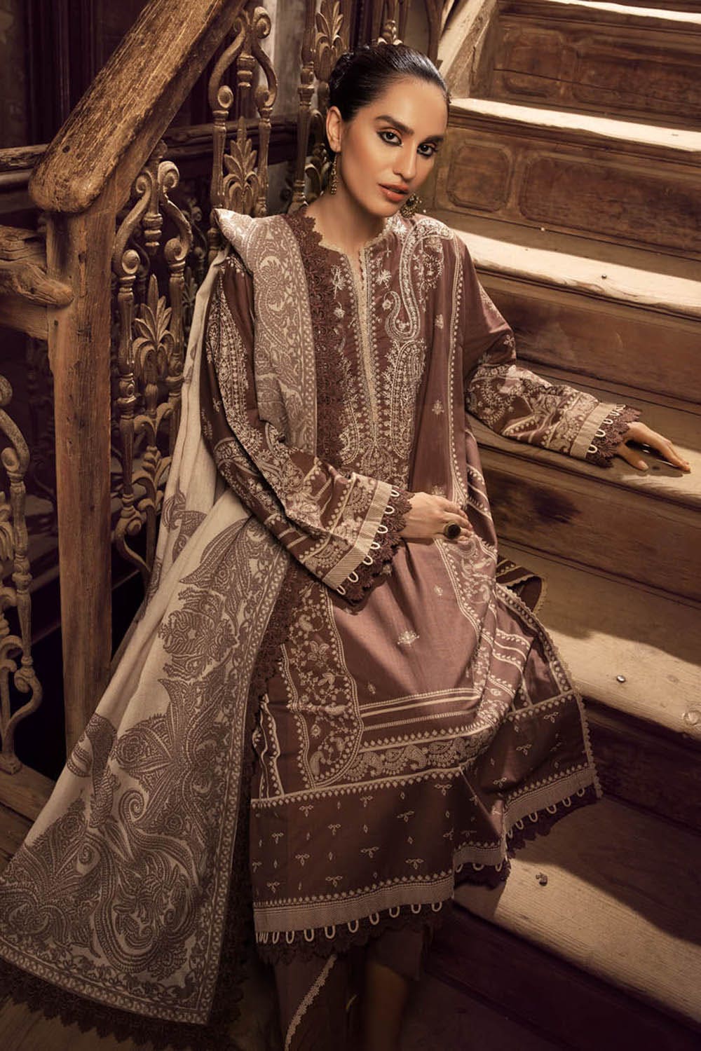 Gul Ahmed Winter Collection`22 AP#22012-A