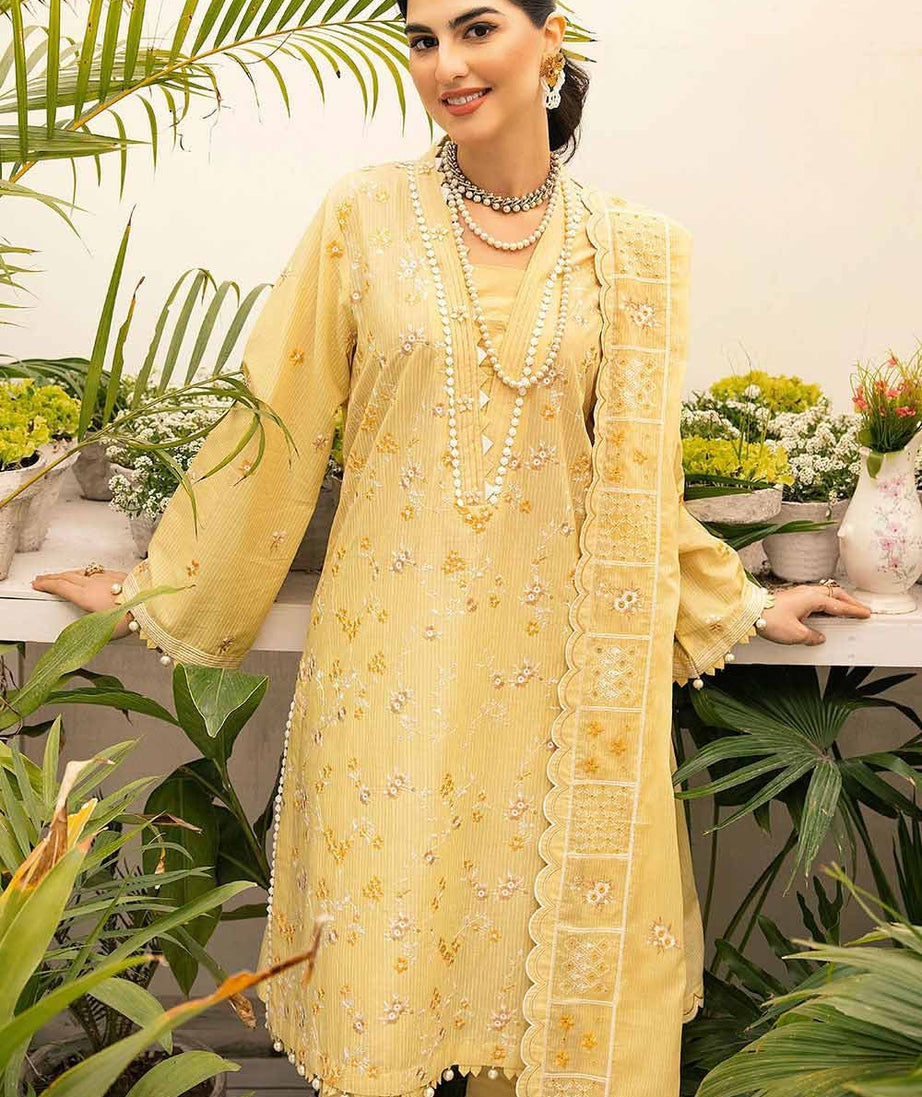 Gul Ahmed Lawn`23 DN#32100 A