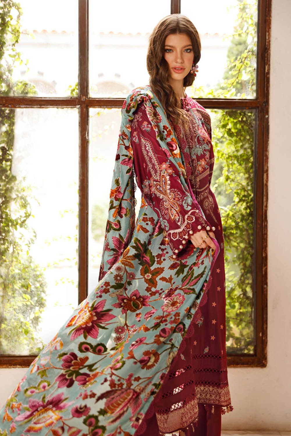Gul Ahmed Winter Collection`22 WV#22002
