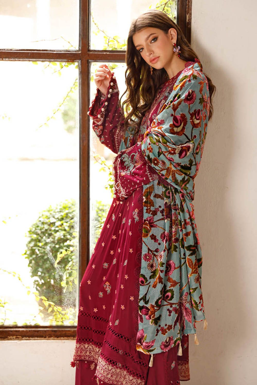 Gul Ahmed Winter Collection`22 WV#22002