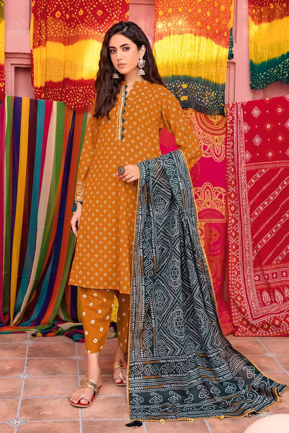 Gul Ahmed Lawn`23 CL#32126 A