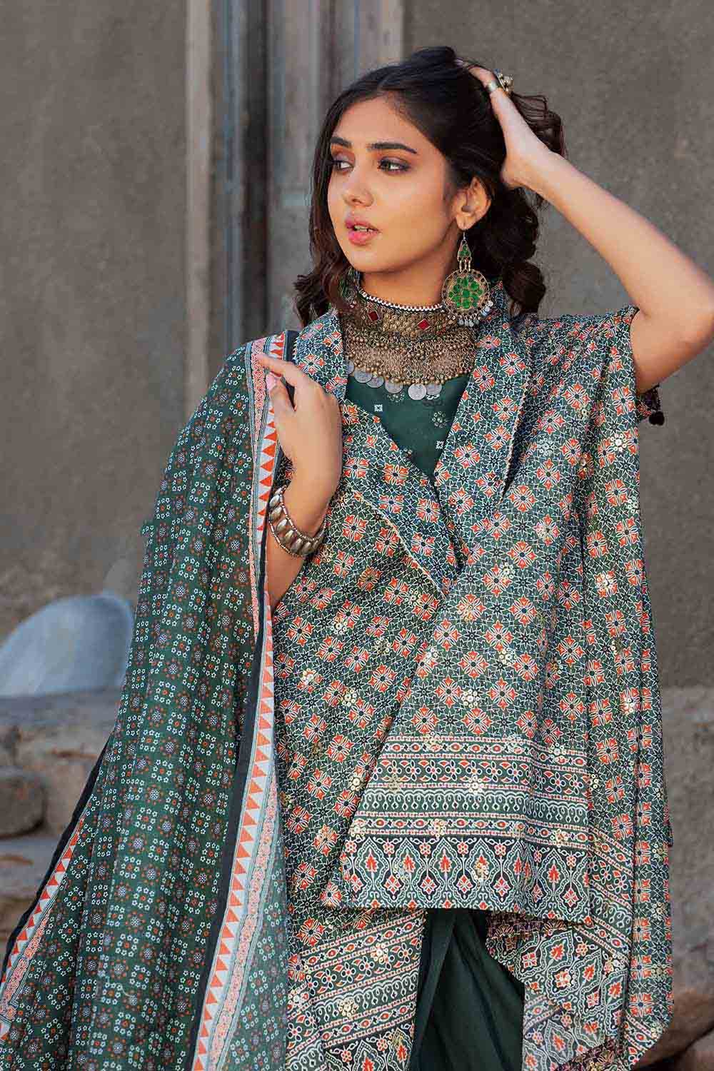 Gul Ahmed Lawn`23 DN#32093 A