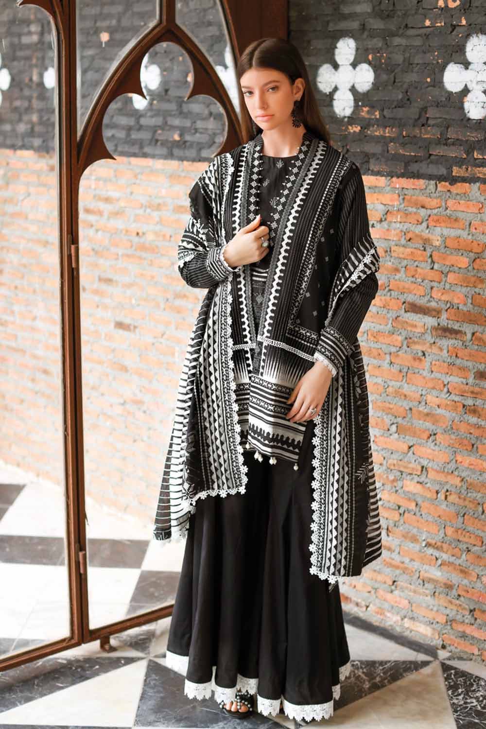 Gul Ahmed Lawn`23 DN#32053 A