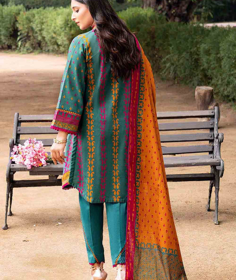 Gul Ahmed Winter Collection`22 K#22042-A