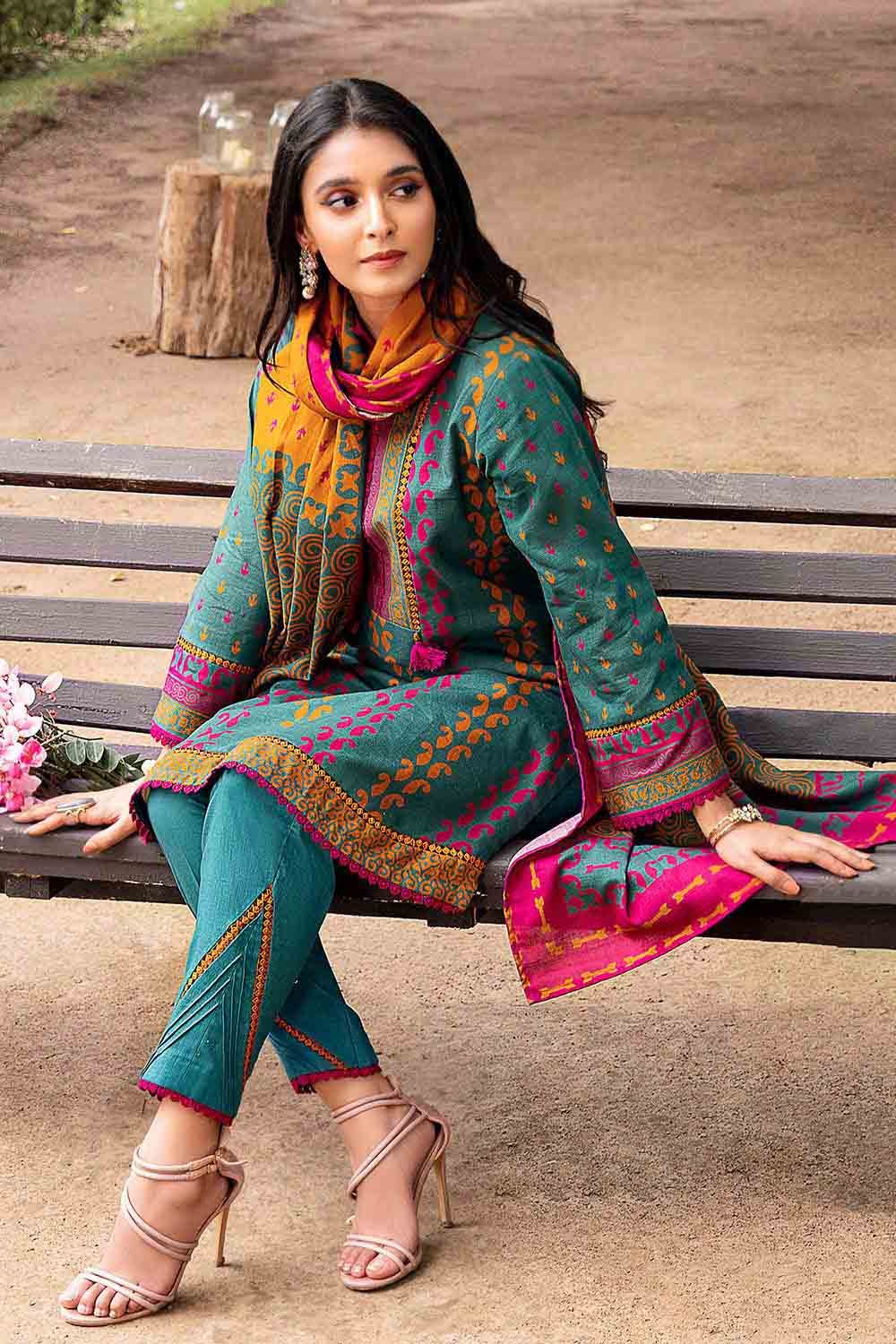 Gul Ahmed Winter Collection`22 K#22042-A