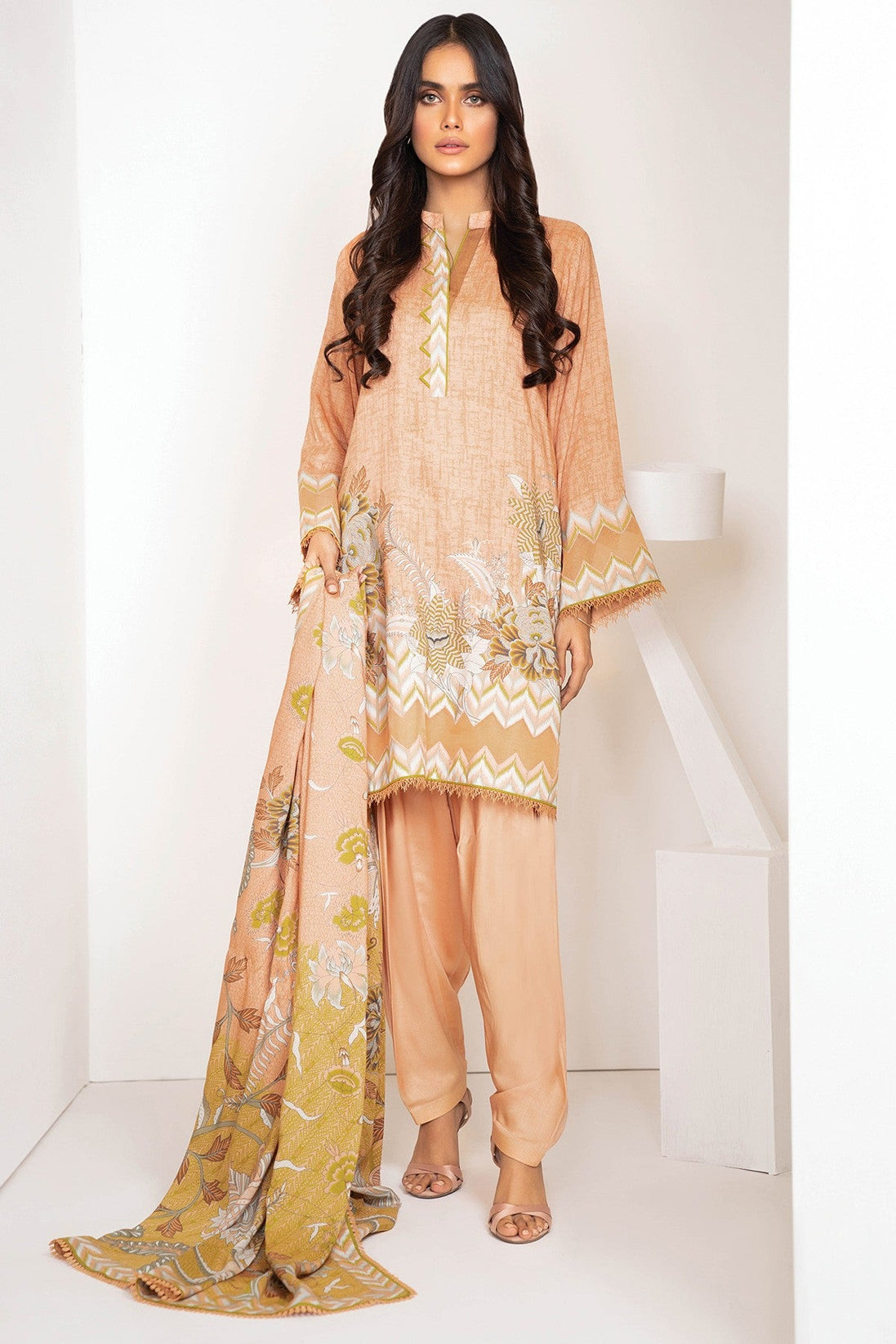 Al karam Winter Collection'20 FW#18 Peach