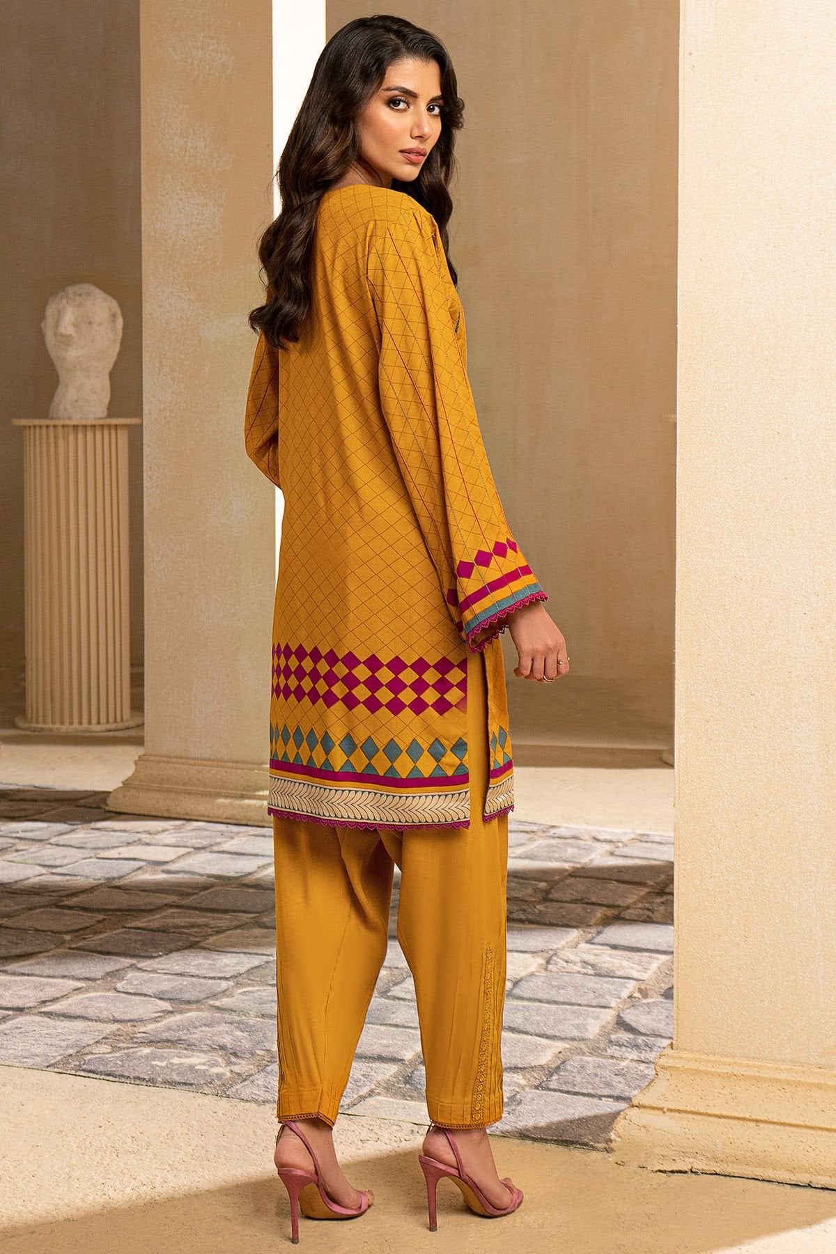 Al-Karam Winter Collection`22 FW#40.1 YELLOW