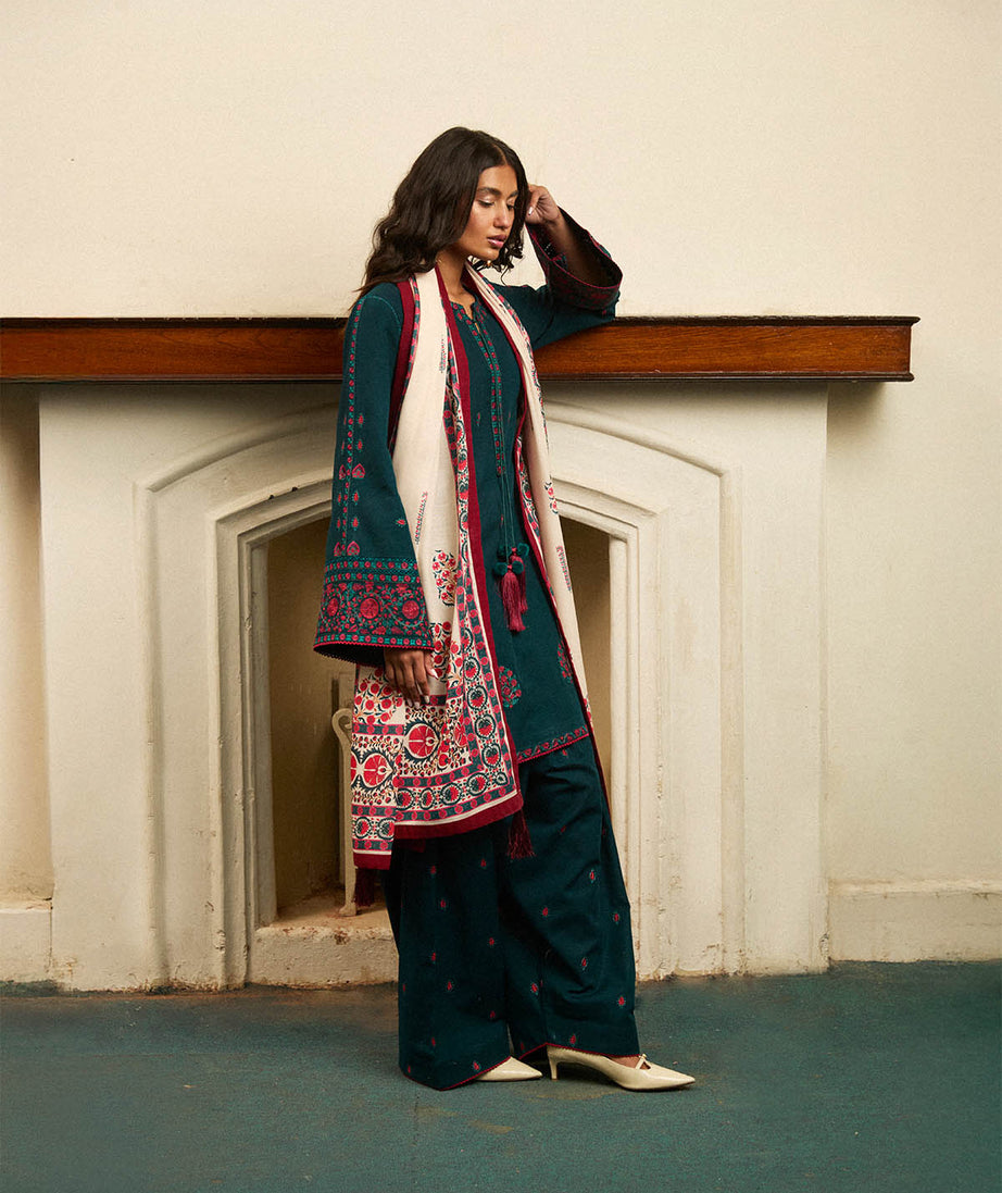 Jugnu By Hussain Rehar Autumn Winter`24 (Marina)