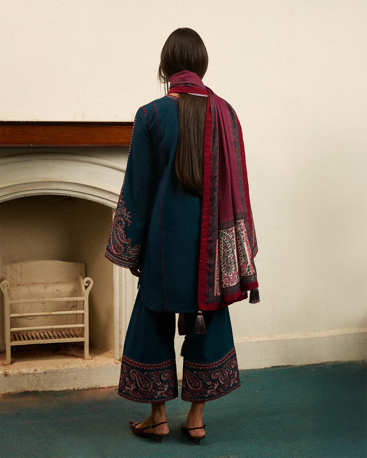 Jugnu By Hussain Rehar Autumn Winter`24 (Ashen)