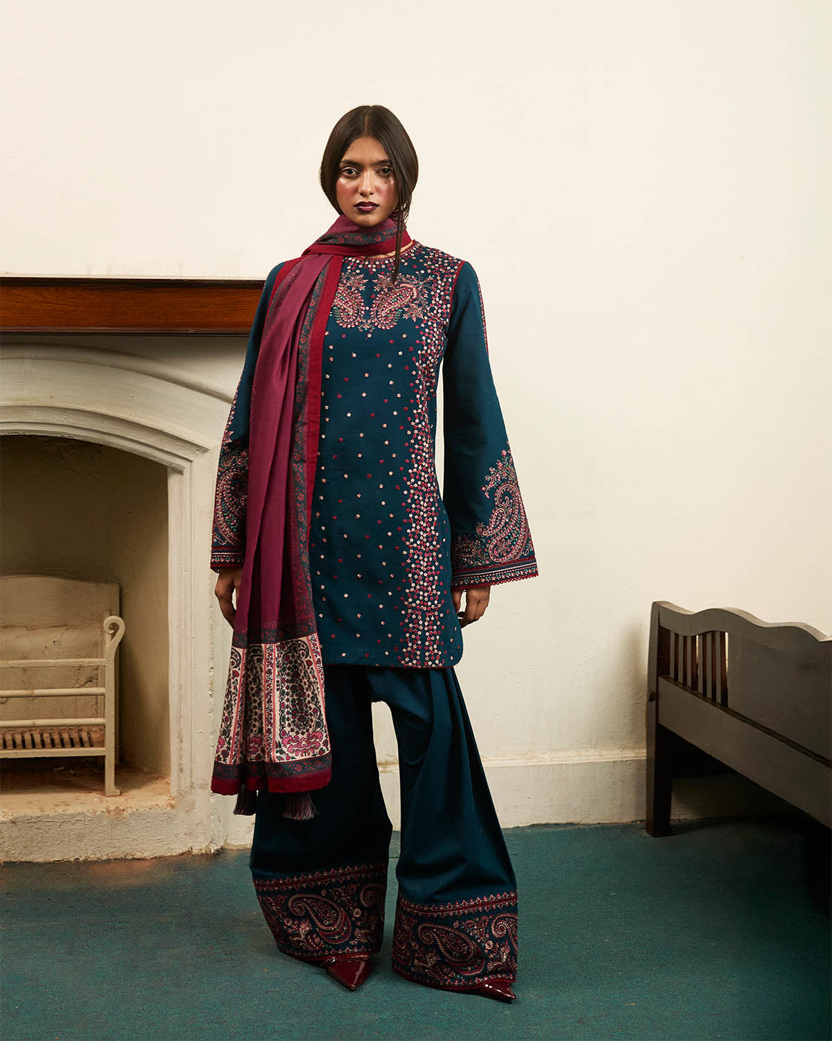 Jugnu By Hussain Rehar Autumn Winter`24 (Ashen)