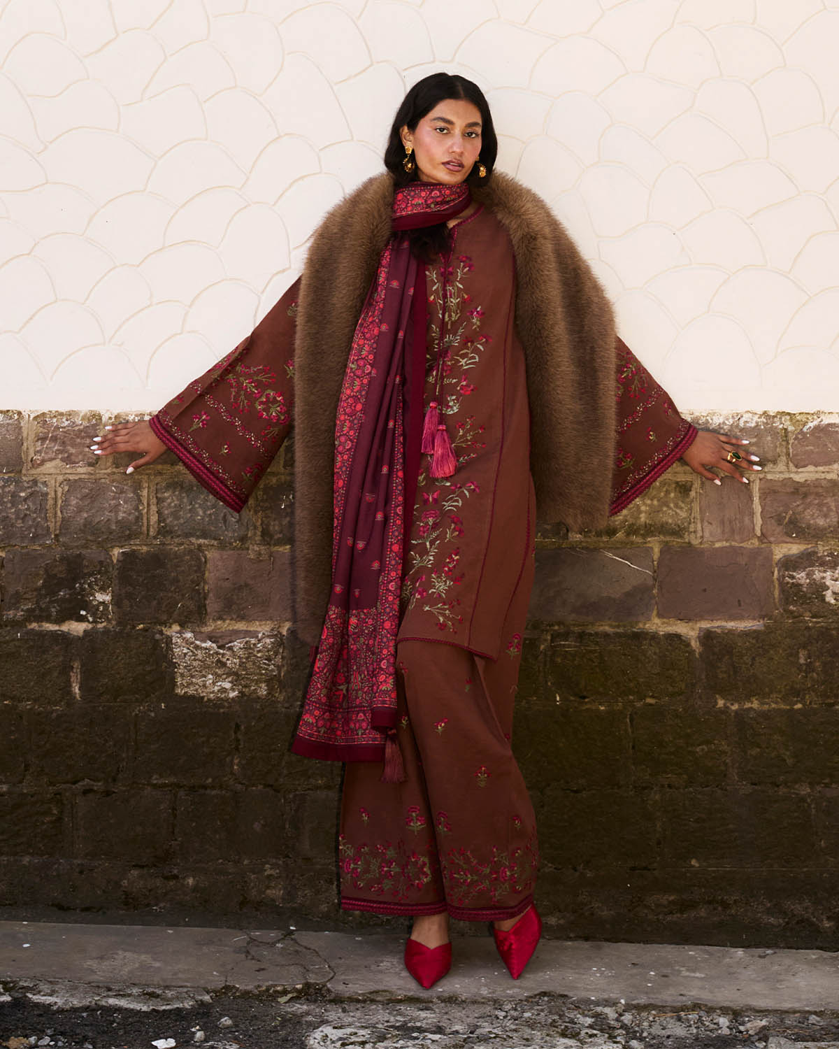 Jugnu By Hussain Rehar Autumn Winter`24 (Hazel)