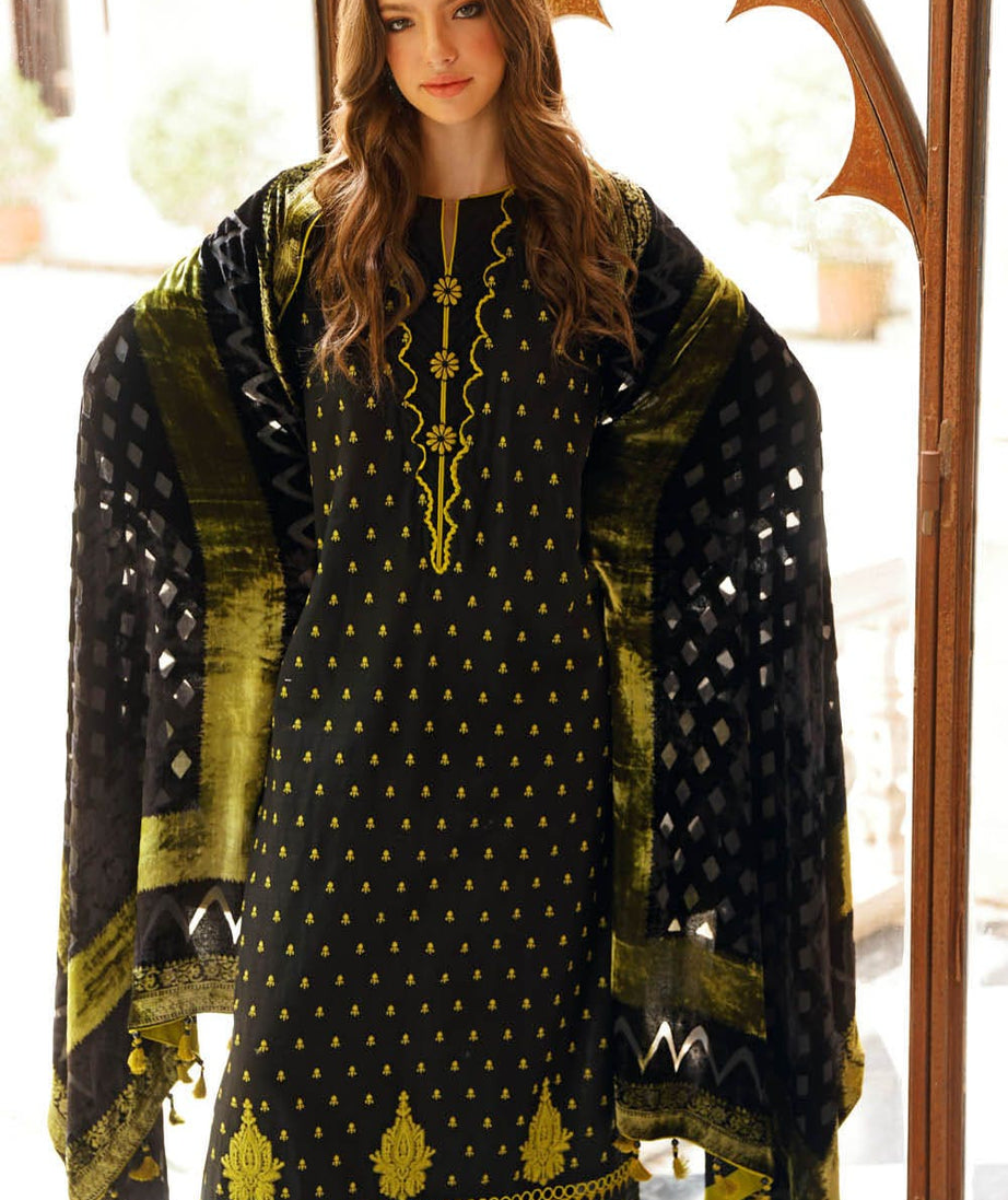 Gul Ahmed Winter Collection`22 BVL#22002