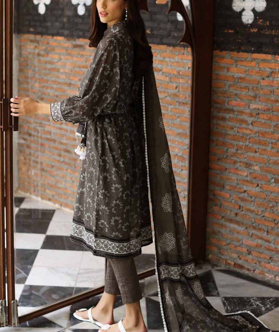 Gul Ahmed Lawn`23 B#32015 A
