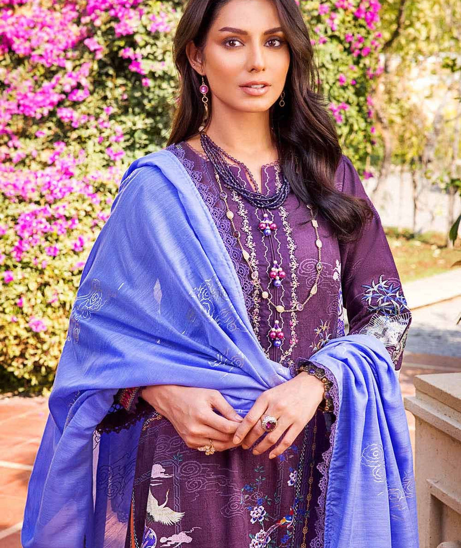 Gul Ahmed Lawn`23 CN#32013 A