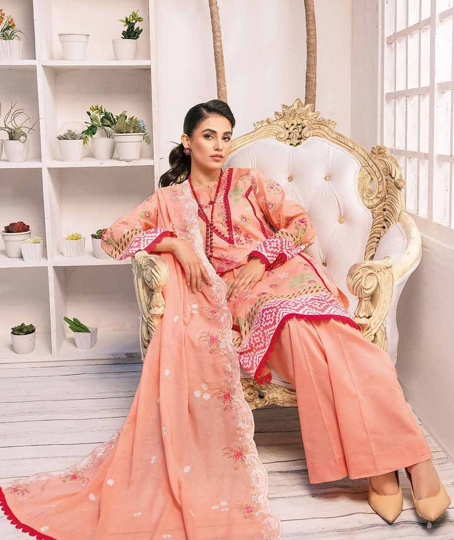 Gul Ahmed Lawn`23 DN#32015 A