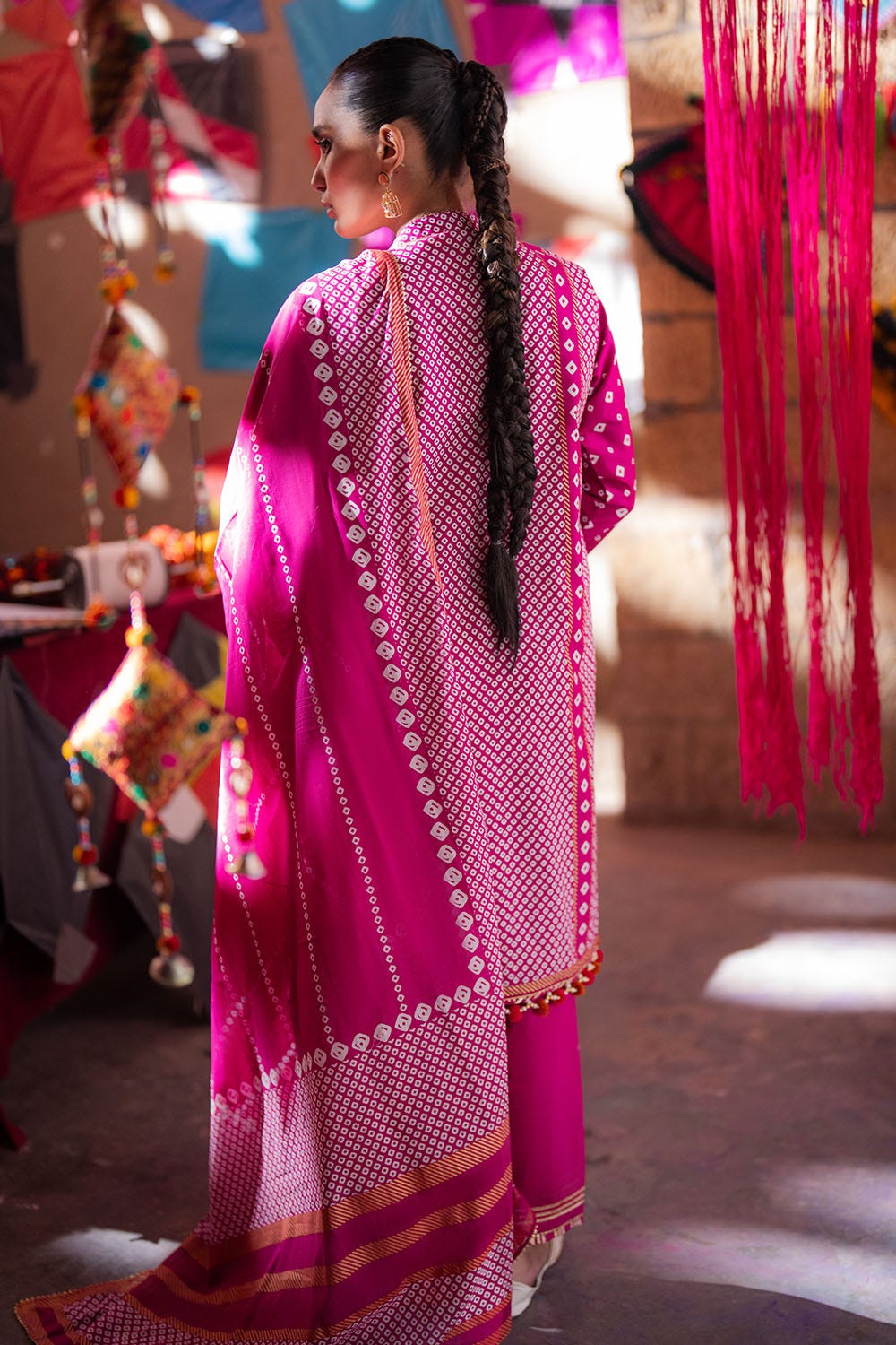 Gul Ahmed Summer Lawn'25 CL #52401A