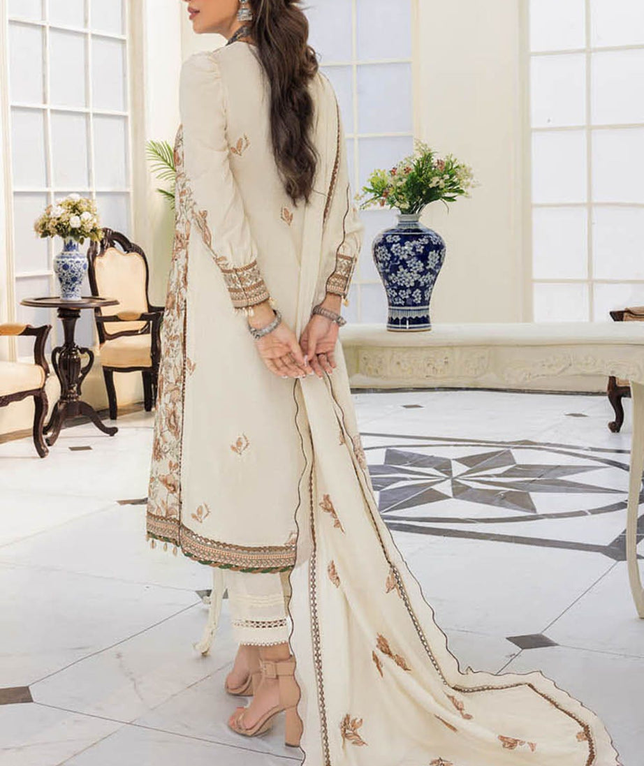 Gul Ahmed Winter Collection`22 AY#22010