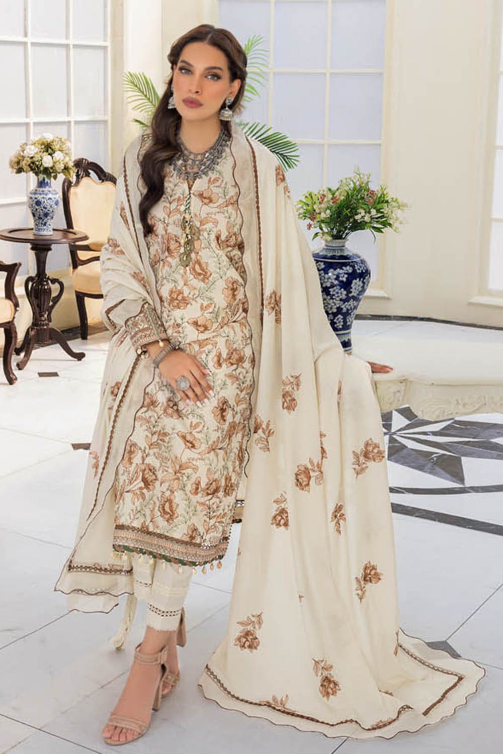 Gul Ahmed Winter Collection`22 AY#22010