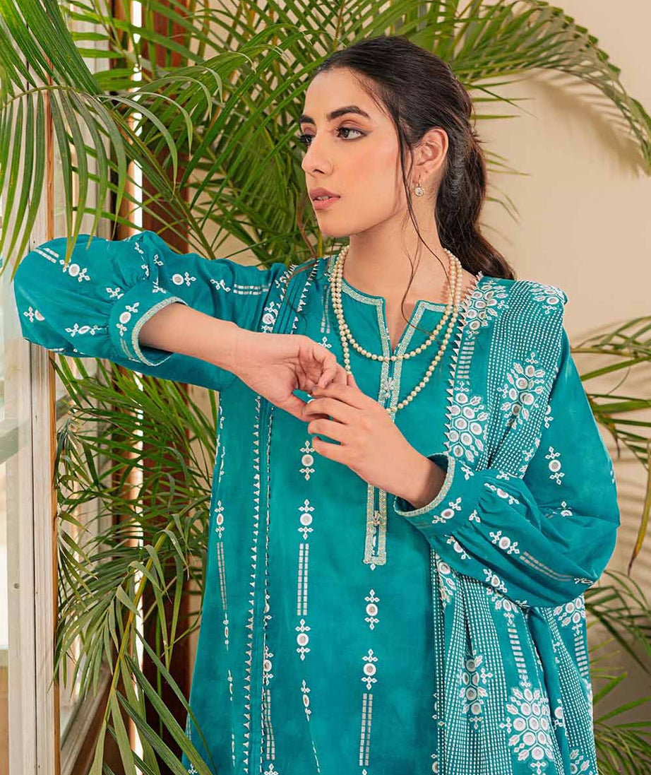 Gul Ahmed Eid Festive'23 CL#32409 A