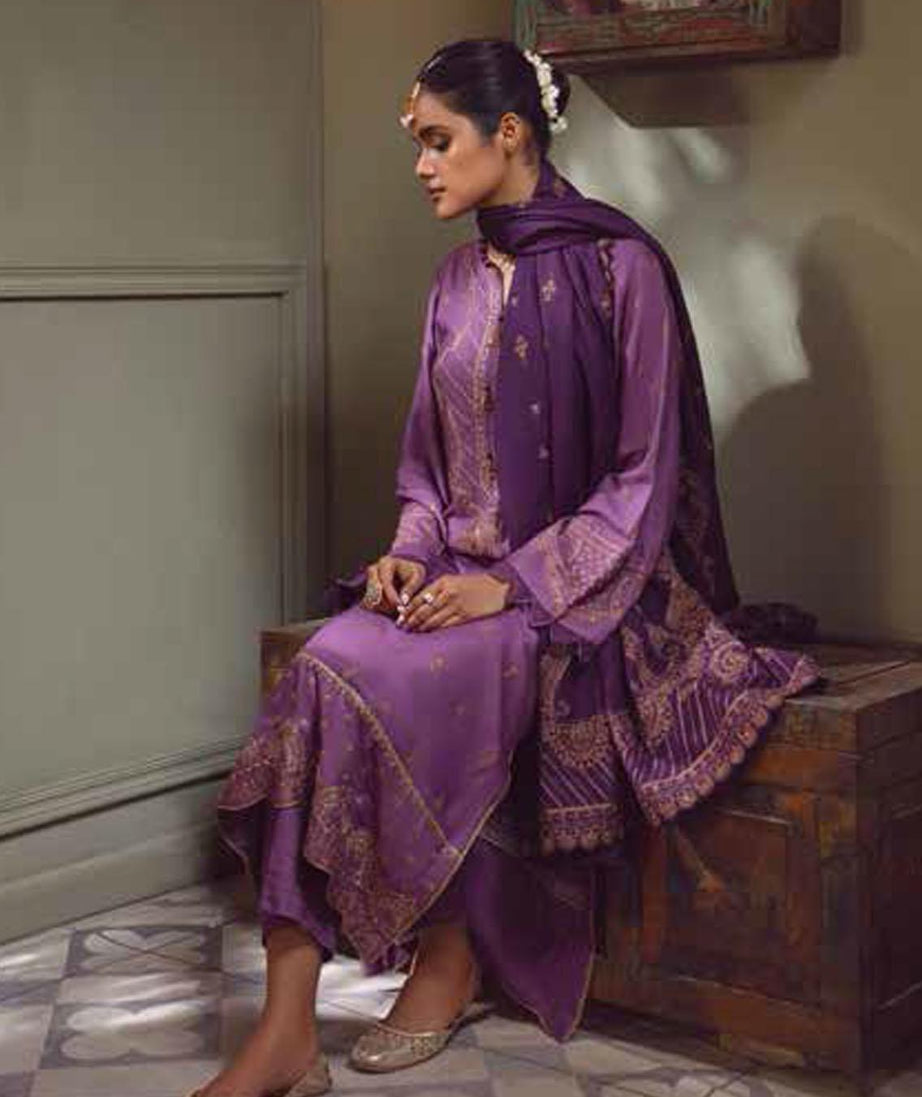 Gul Ahmed Winter Collection`22 AY#22002