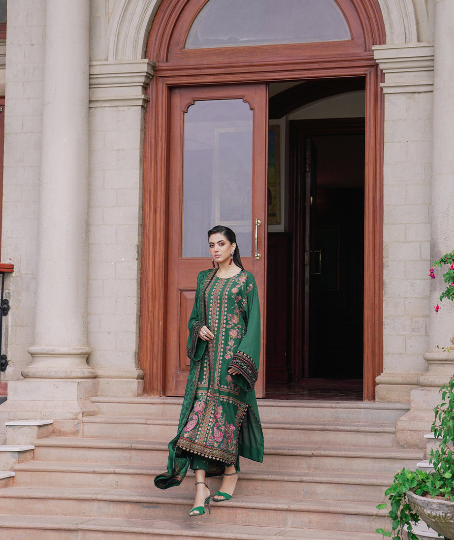Saira Rizwan Winter`23 D#1 (Ismat)