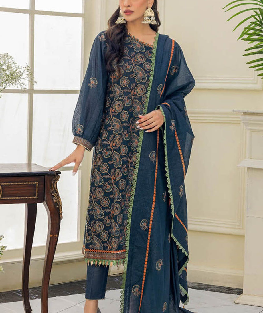 Gul Ahmed Winter Collection`22 AY#22006