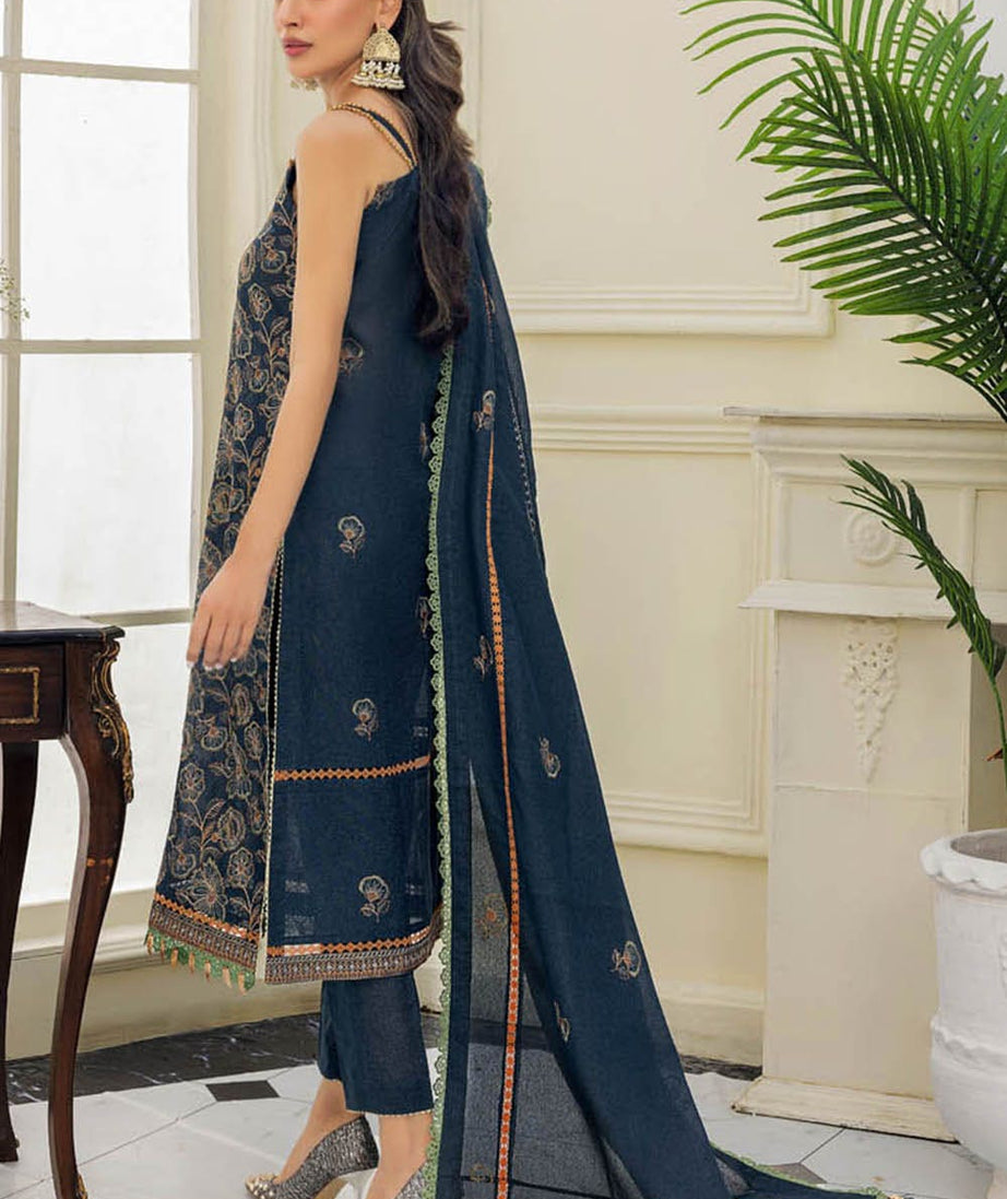 Gul Ahmed Winter Collection`22 AY#22006