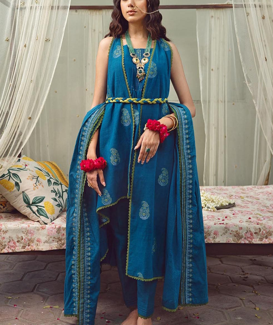 Gul Ahmed Winter Collection`22 MJ#22068