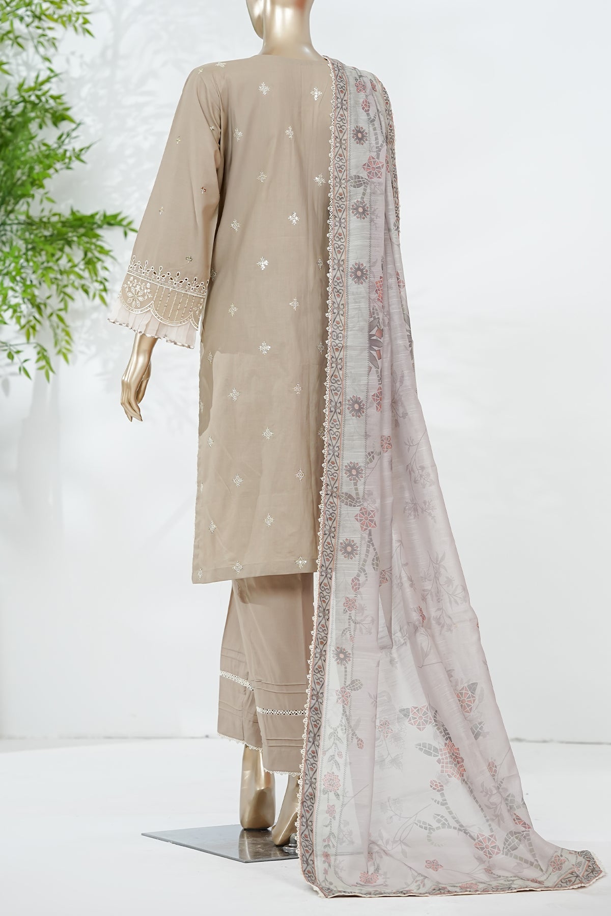 Aifa Eidmilan Emb Lawn'26 EM#26312