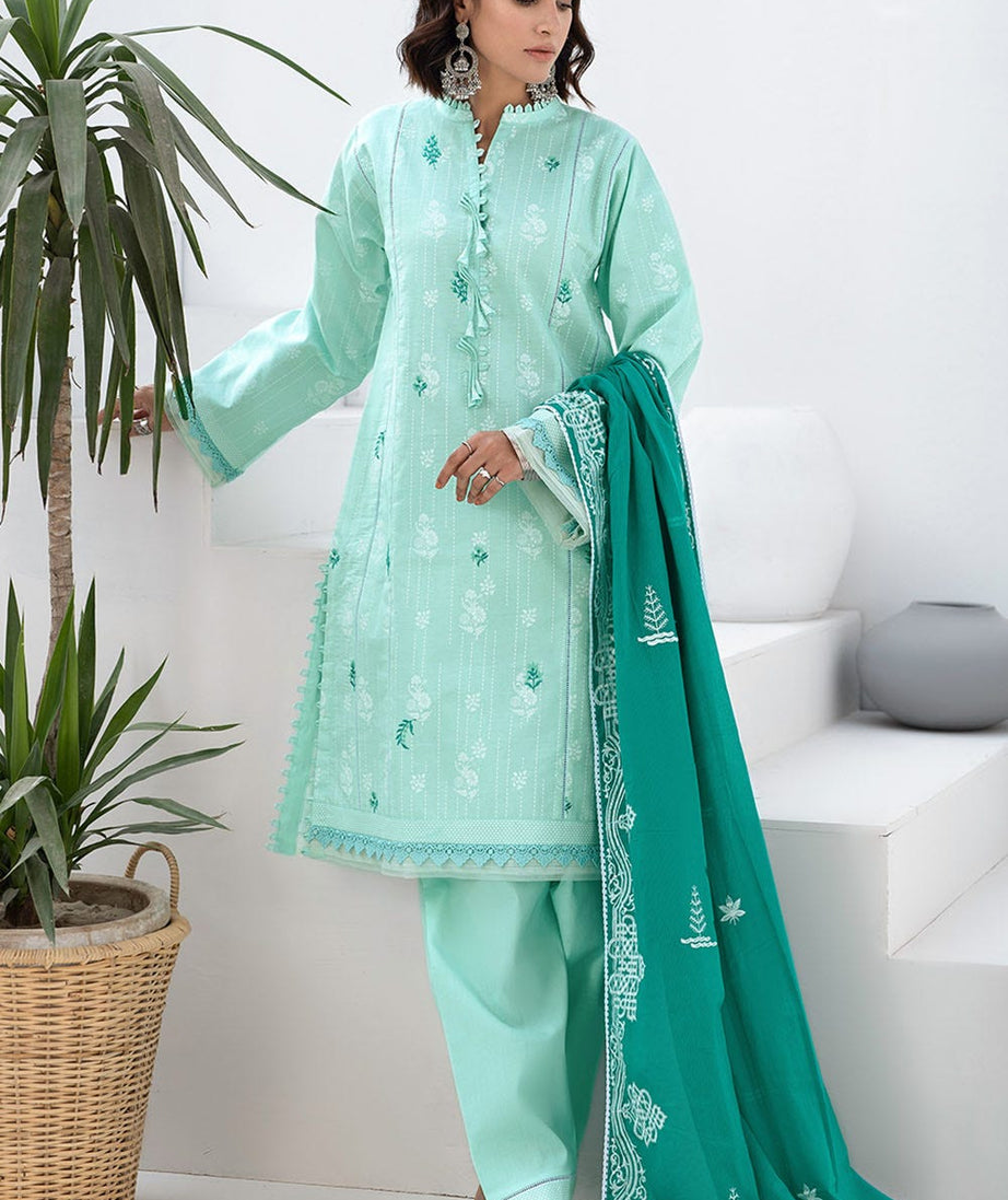 Gul Ahmed Emb Lawn'21 CL-1152