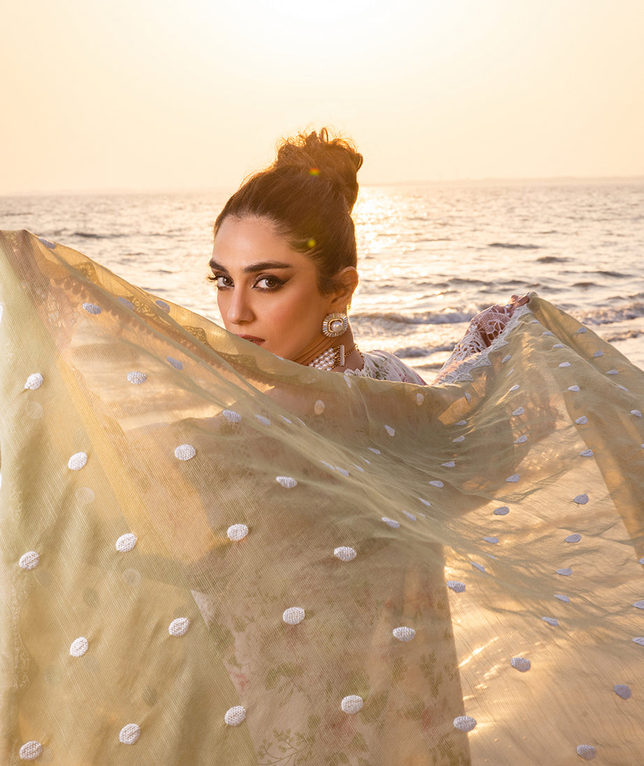 Saira Rizwan Luxury Lawn`24 (AKOYA)