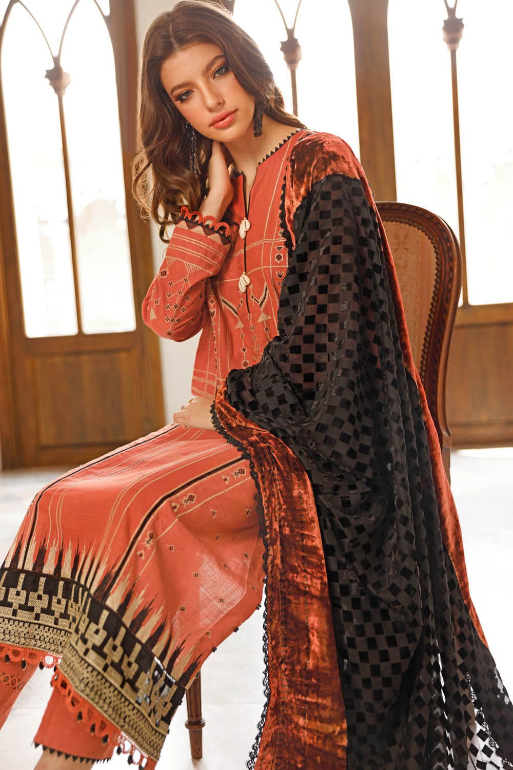 Gul Ahmed Winter Collection`22 BVL#22001