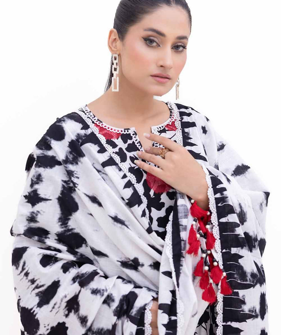 Gul Ahmed Winter'24 K#42019-L