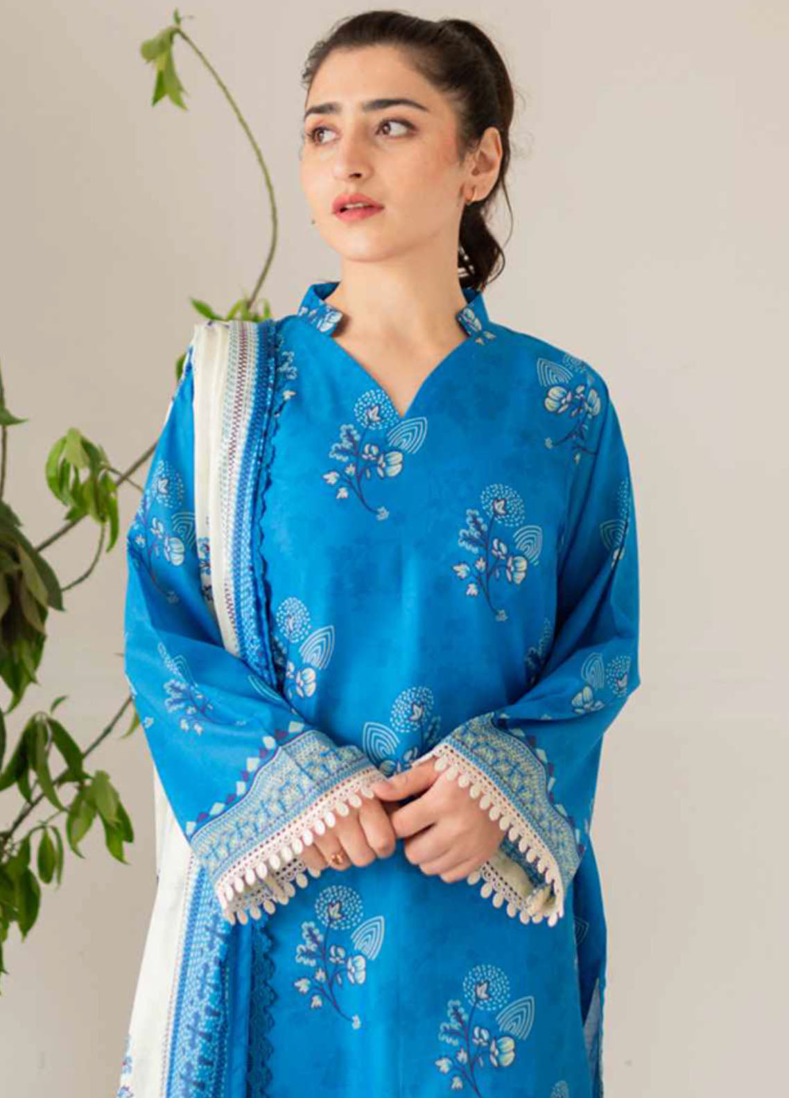 Rashid Kaira Emb Lawn`24 D#8695