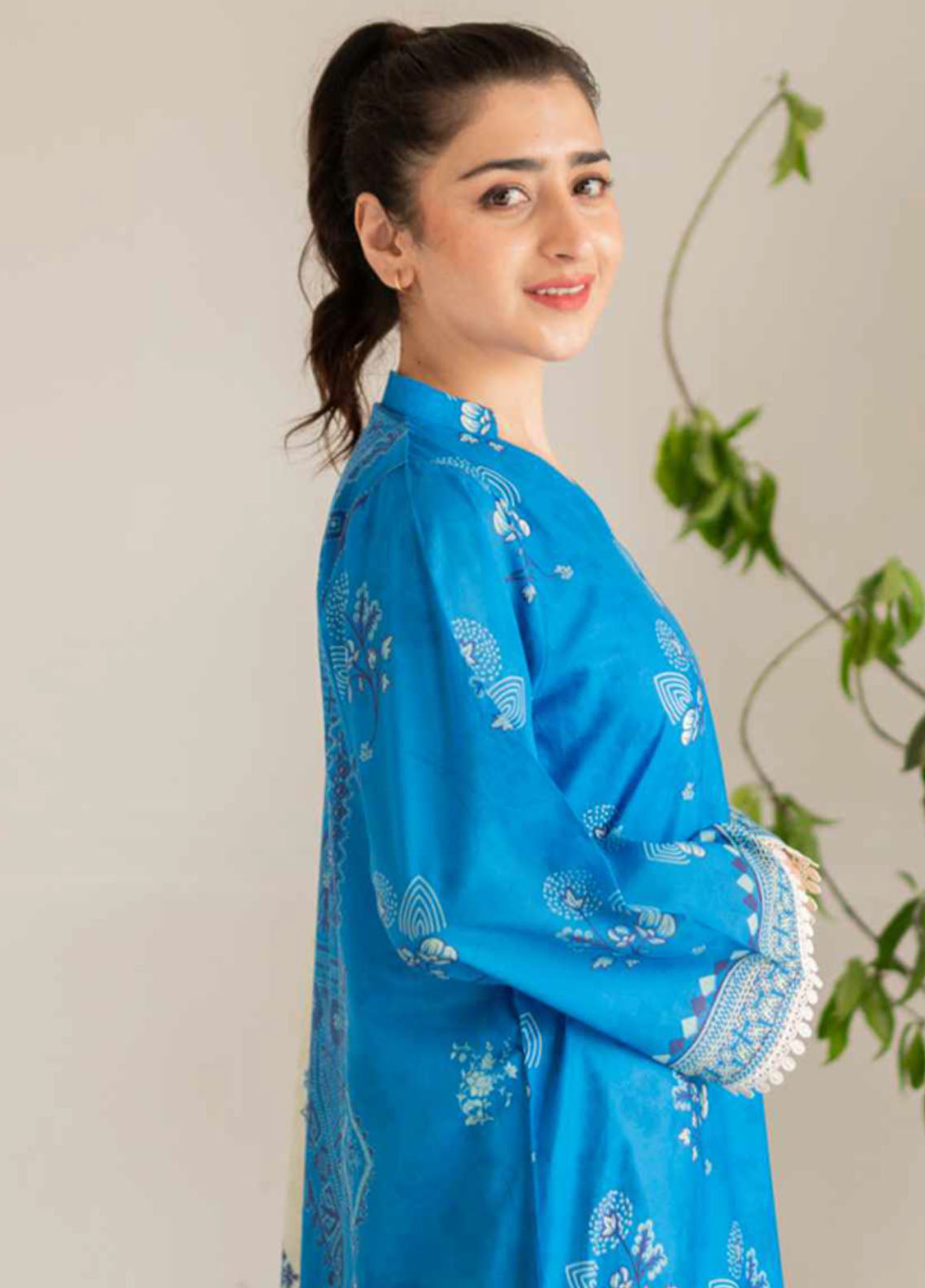 Rashid Kaira Emb Lawn`24 D#8695