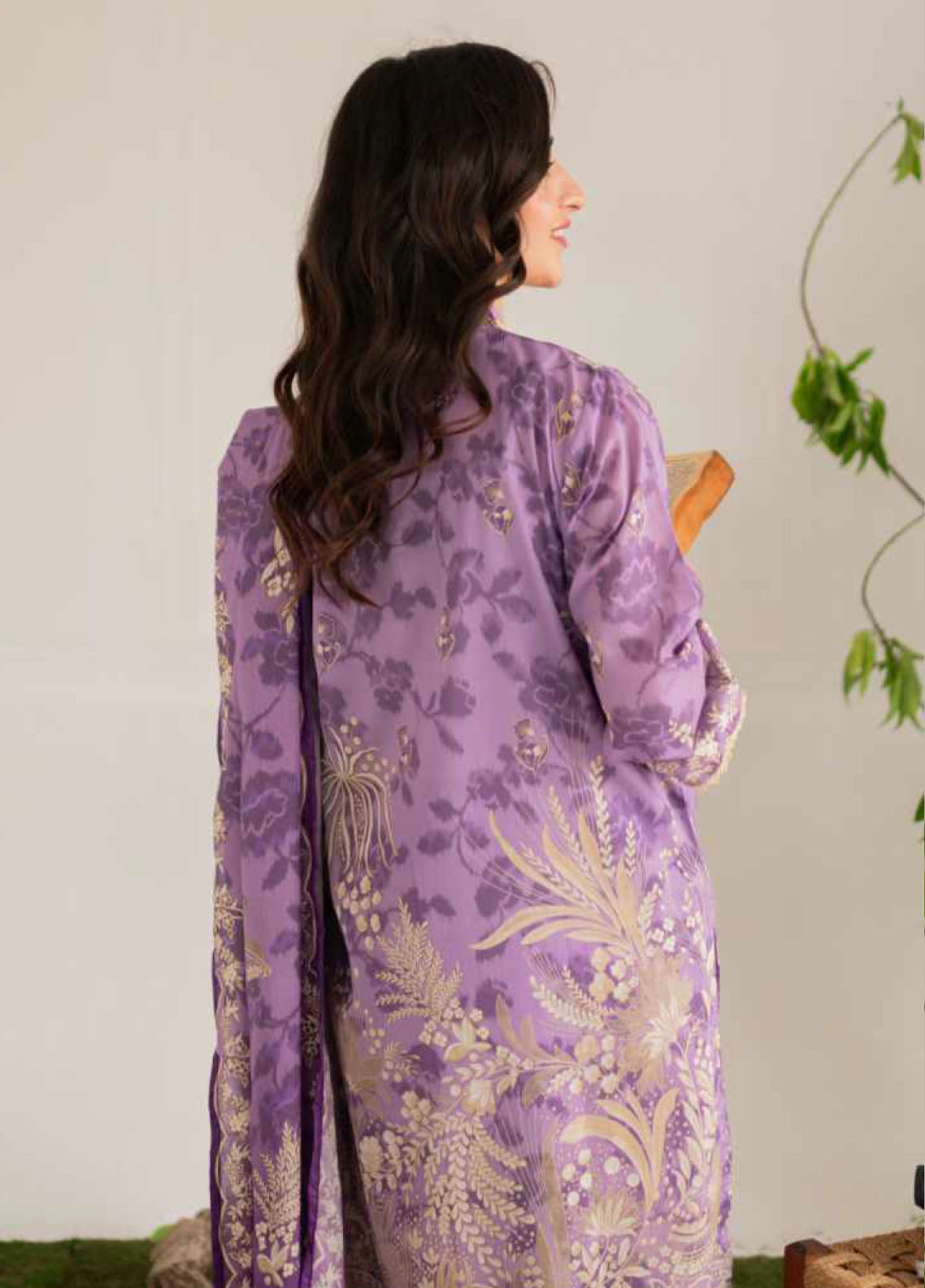 Rashid Kaira Emb Lawn`24 D#8697