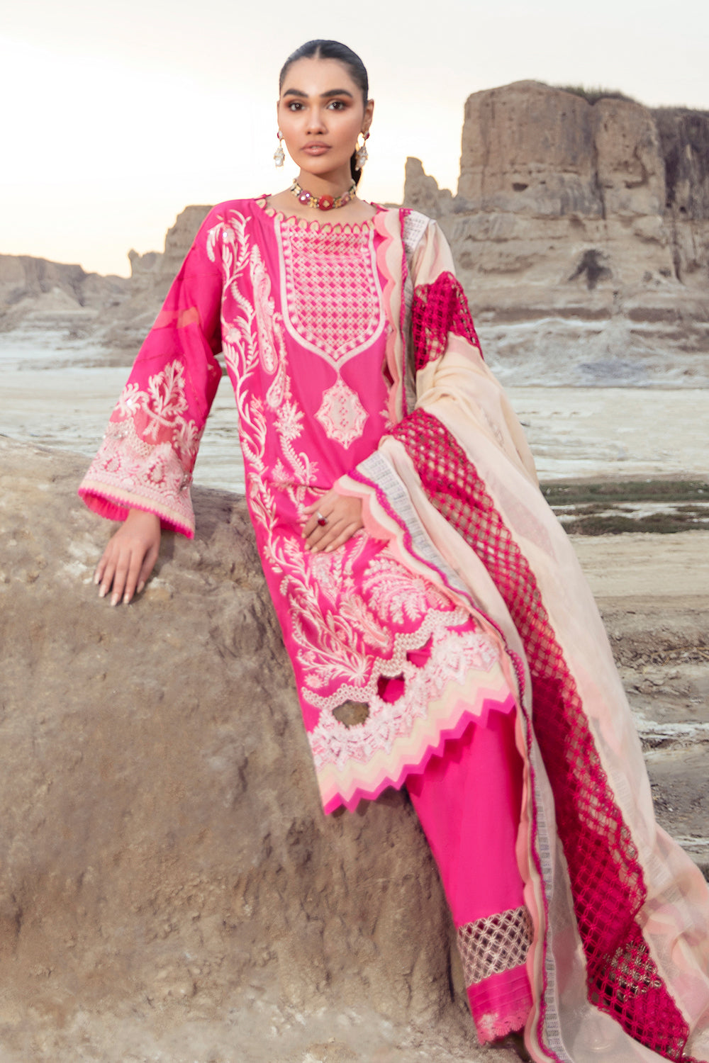 Faixa Faisal By Ittehad Luxury Lawn'22 LL#09 KOMAL