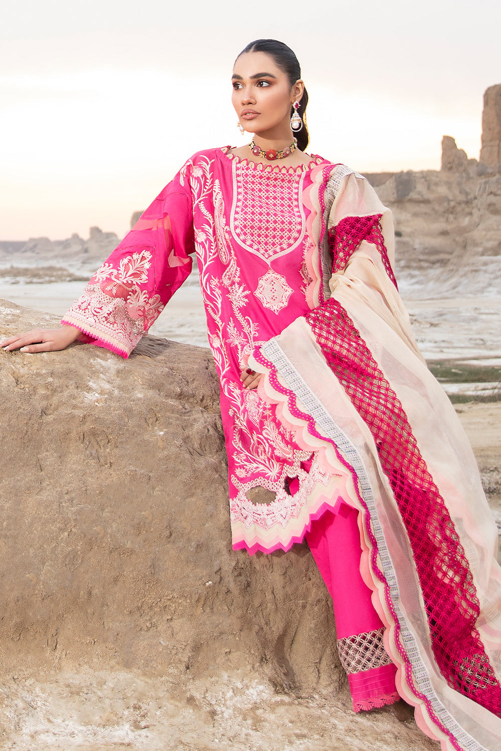 Faixa Faisal By Ittehad Luxury Lawn'22 LL#09 KOMAL
