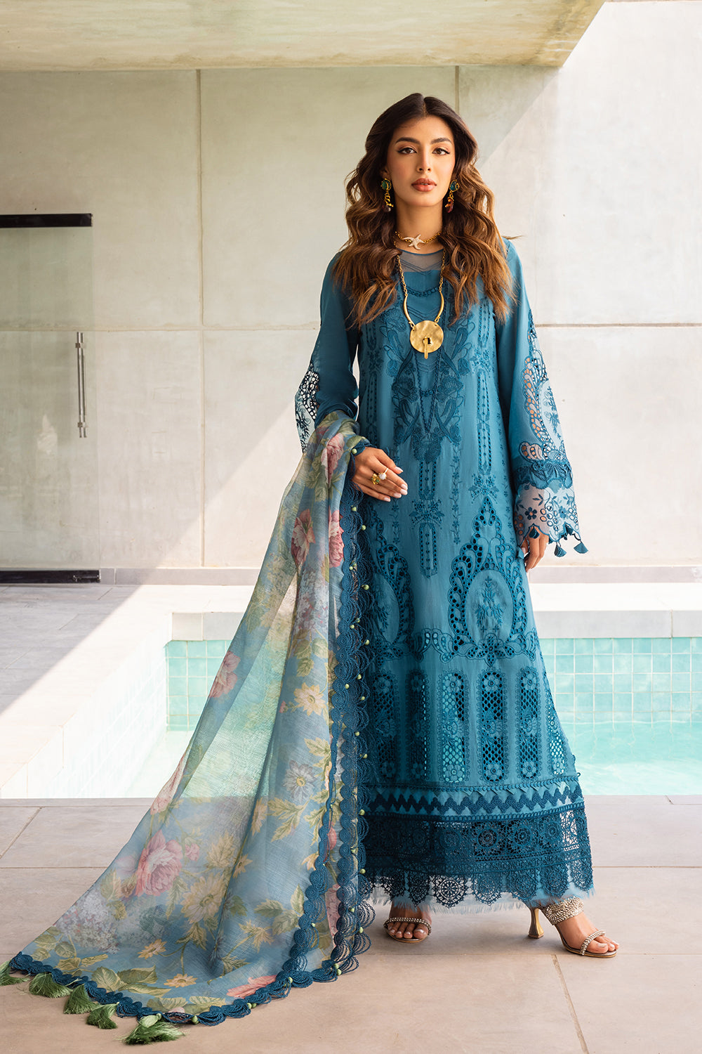Saira Rizwan Luxury Lawn`24 (SAPPHIRE)