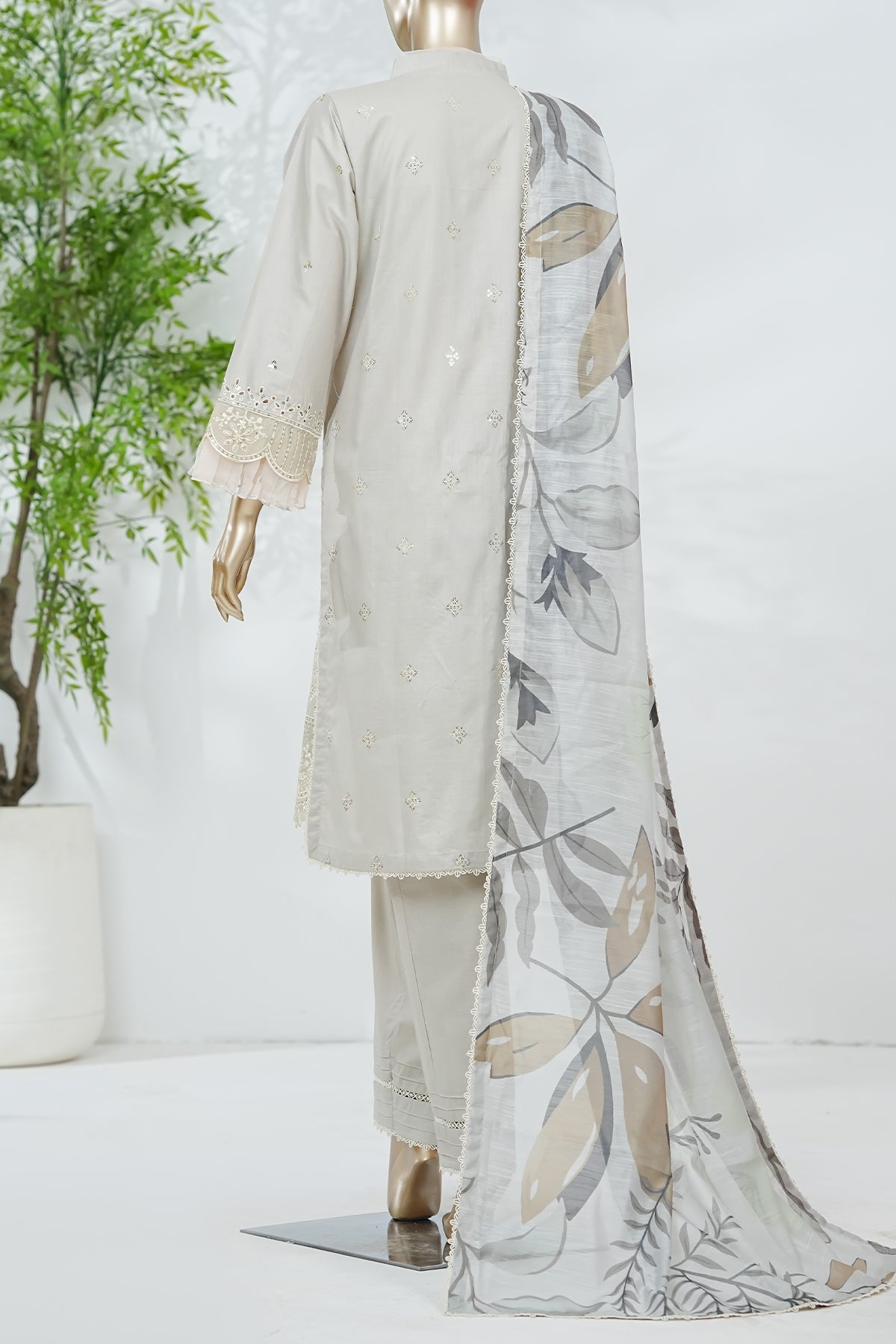 Aifa Eidmilan Emb Lawn'26 EM#26310