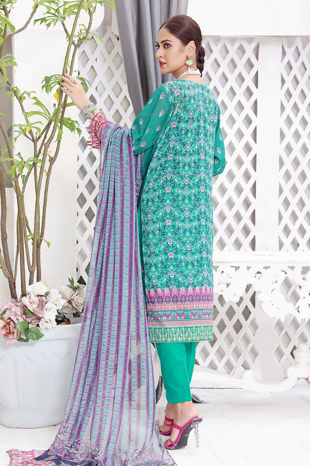 Khas Dilara Emb Lawn`23 KC#1405