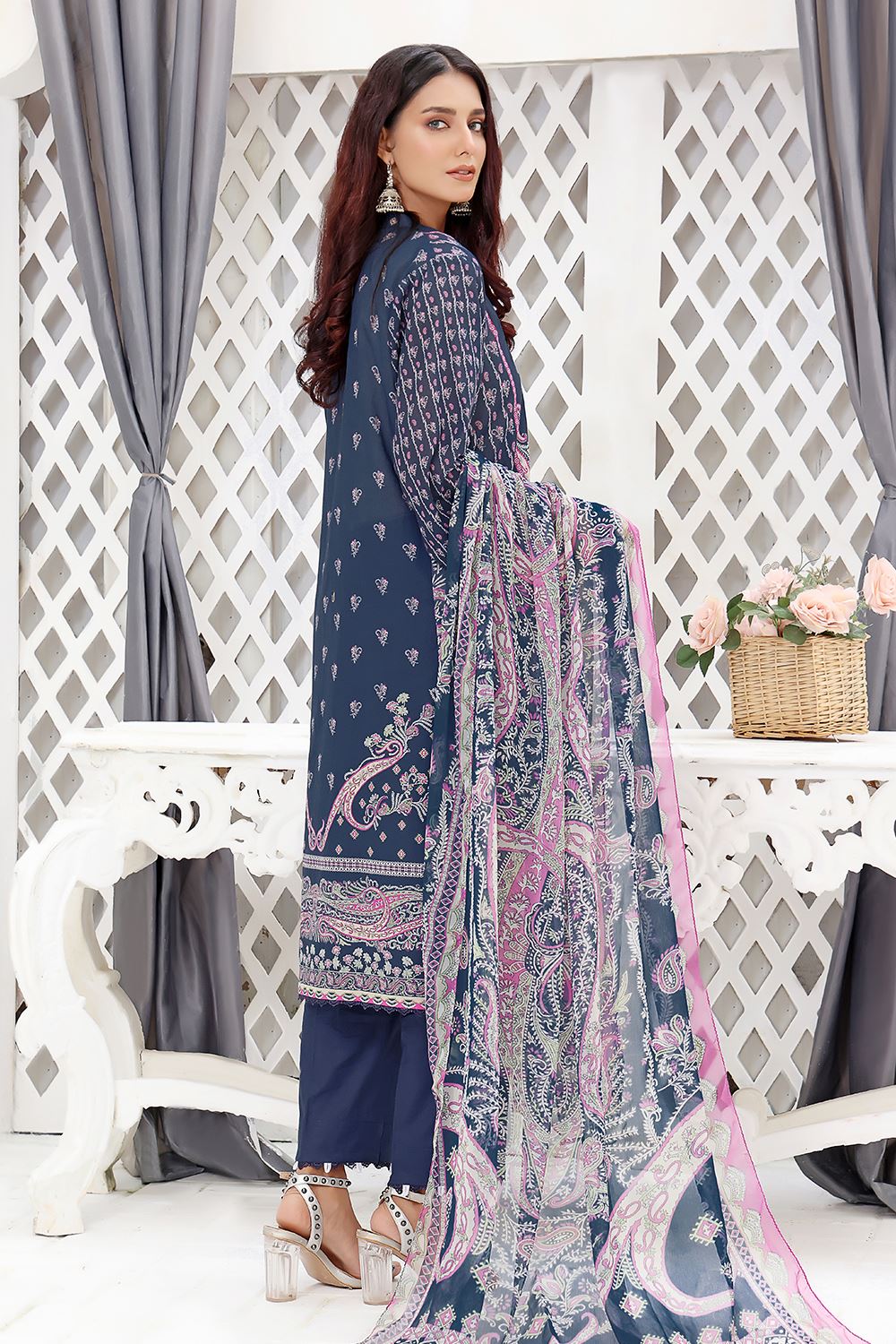 Khas Dilara Emb Lawn`23 KC#1410