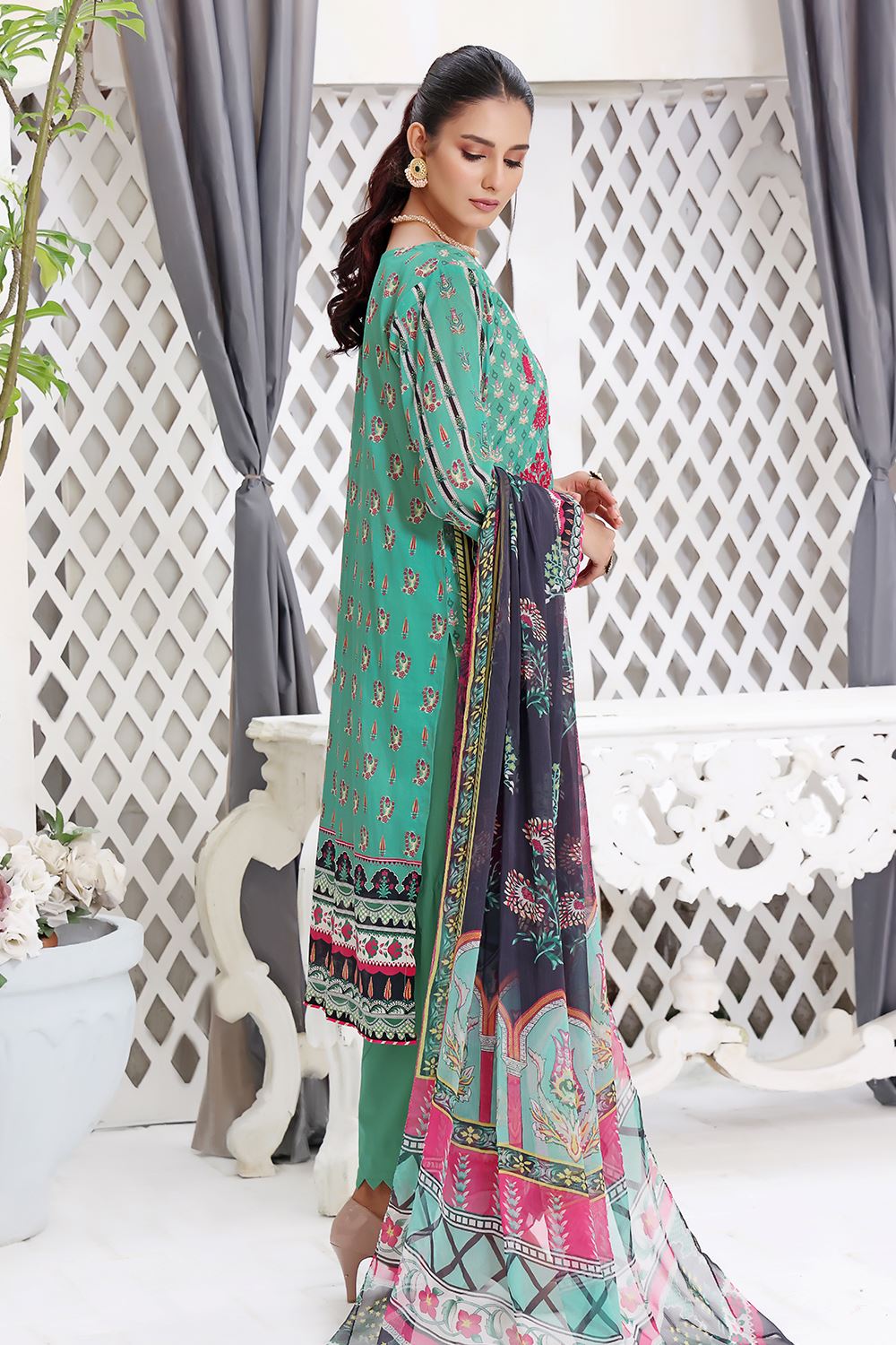 Khas Dilara Emb Lawn`23 KC#1412