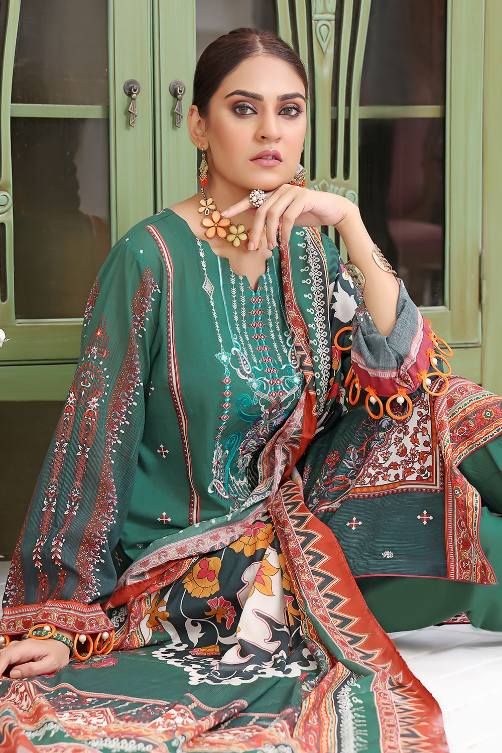 Khas Dilara Emb Lawn`23 KC#1431